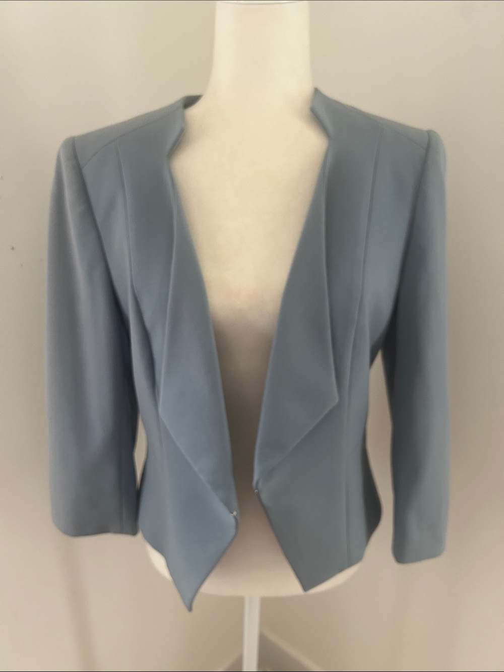 Tahari Open Front Muted Blue Blazer sz 8